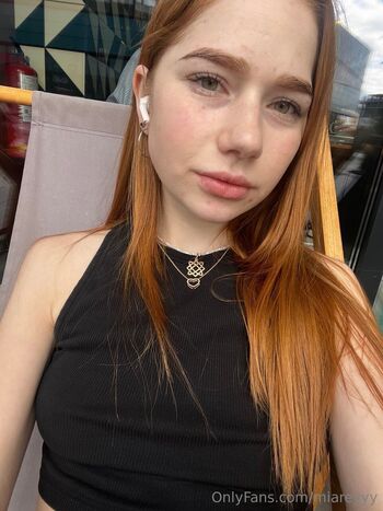 MIa / miareyyy nude photo #2