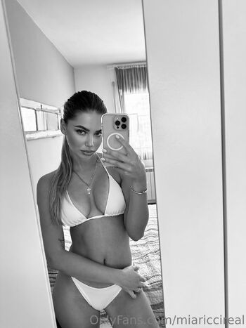 Mia Ricc / miariccireal nude photo #8