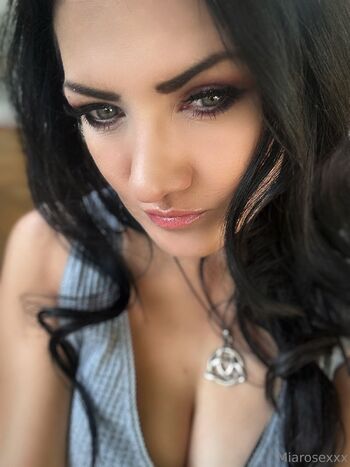 MiaRos / miarosexxx / miarose5151 nude photo #16