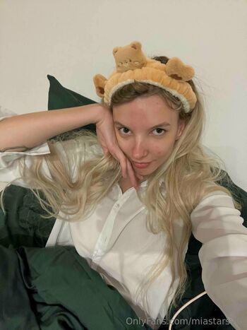 Mi / miastarsvip nude photo #22