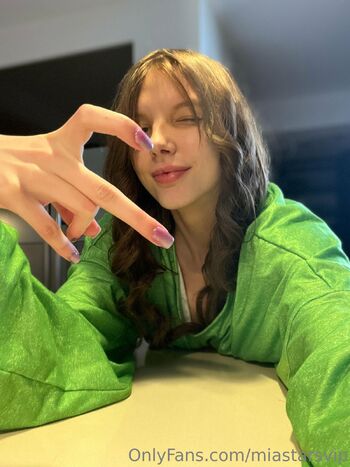 Mi / miastarsvip nude photo #24