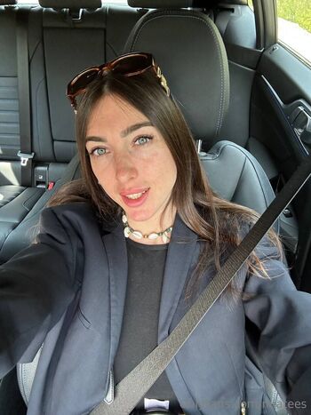 Mia / miatees nude photo #5