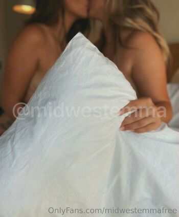 Emma Clair / midwestemmafree nude photo #19