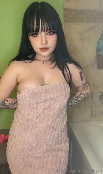 miho FREE / mihobabyxo nude photo #1