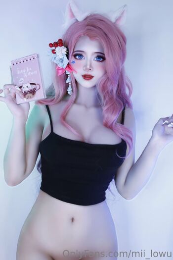 Mii Liu / mii_lowu nude photo #11