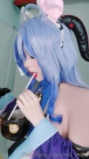 Mii Liu / mii_lowu nude photo #14