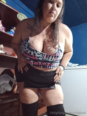 MIA VIDEO CALLS / miiaxx4 nude photo #3