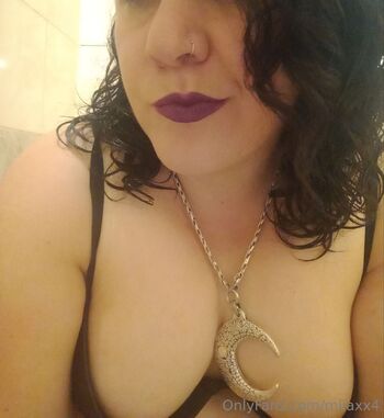 MIA VIDEO CALLS / miiaxx4 nude photo #5