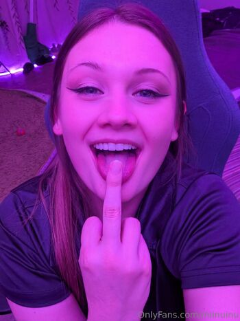 Miinu in / miinuinu nude photo #5