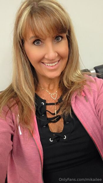 Mikailee Fieryspiri / mikailee nude photo #1