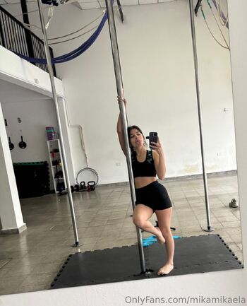 Mika / mikamikaela nude photo #37