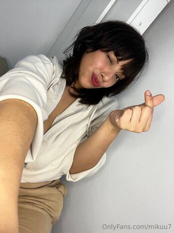 Mik / mikuu7 nude photo #30
