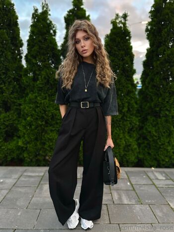 Mila Ros / milaaa_rose nude photo #3