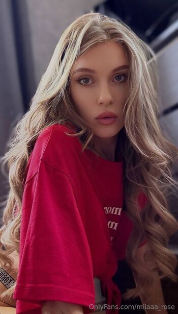 Mila Ros / milaaa_rose nude photo #16