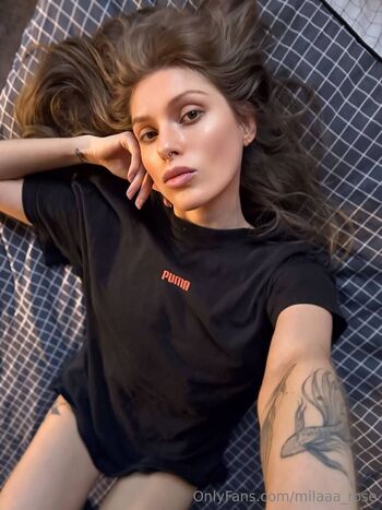 Mila Ros / milaaa_rose nude photo #17