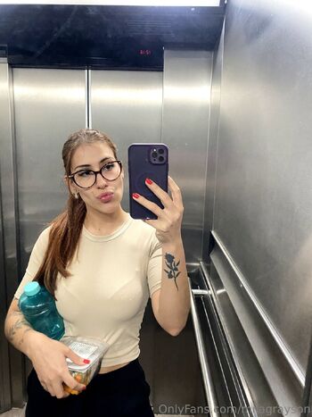 Mil / milagrayson nude photo #4