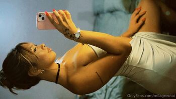 Nai / milagrosnai nude photo #13