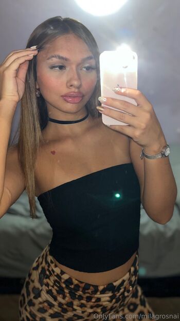 Nai / milagrosnai nude photo #14