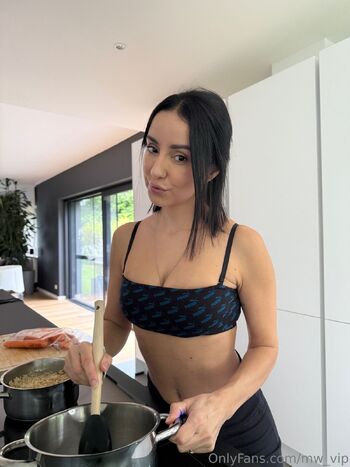 Mila Hoobee VIP / milahoobee / mw_theone nude photo #29