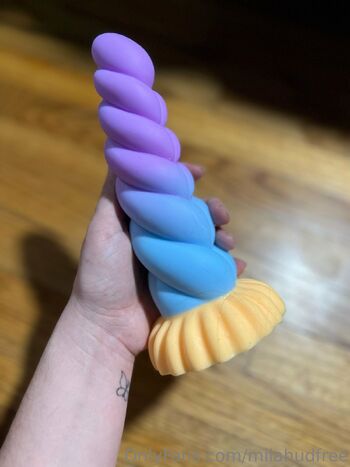 Mila Huddleston FRE / milahudfree nude photo #6