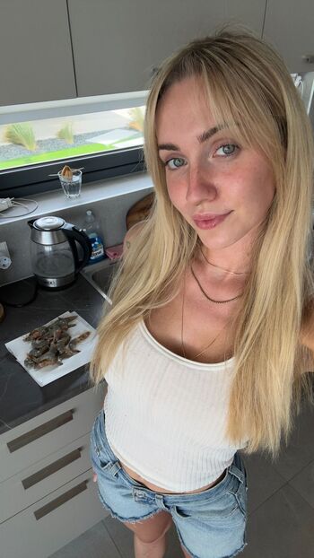 Mila Klei / milakleinx nude photo #9