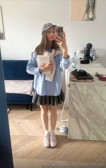 Milan / milana_hot_girl nude photo #2