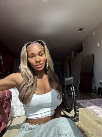 Milan / milandior3 nude photo #3