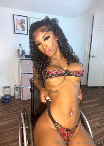 Milan / milandior3 nude photo #14