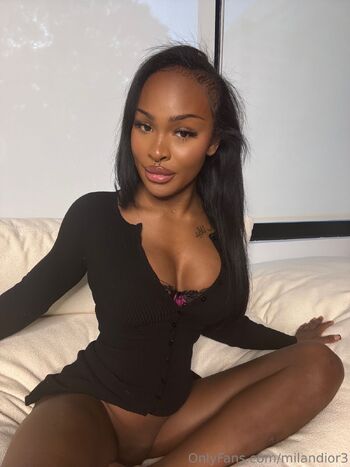 Milan / milandior3 nude photo #35