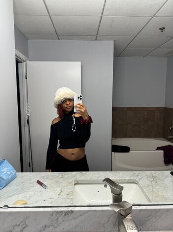 Mil / milasapothecary nude photo #5