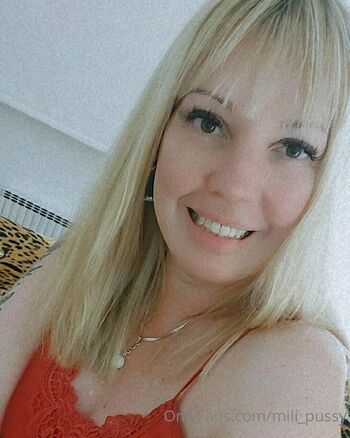 Mili-Puss / mili_pussy nude photo #10