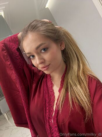 Milky D / milky_di nude photo #1