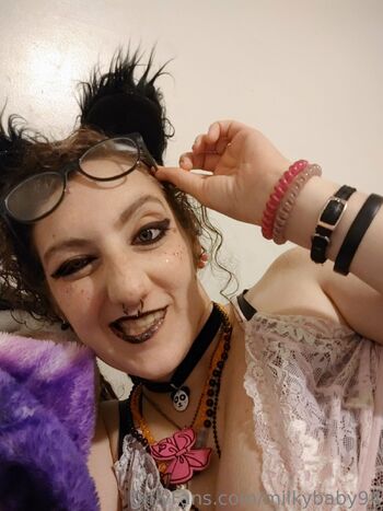 Natural Thicc Milky Momma / milkybaby94 nude photo #4