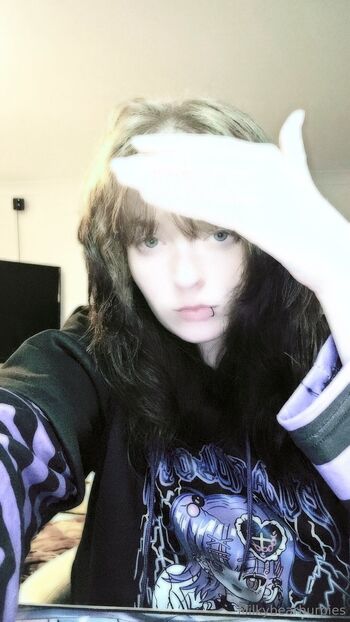 MILKY / milkybearburpies nude photo #10