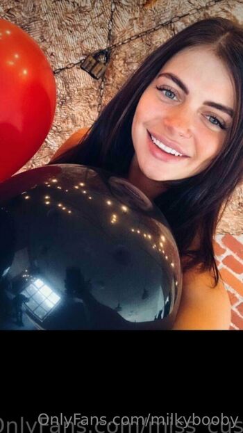 OnlyFans / milkybooby nude photo #8