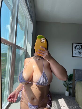 mimi / milkysinss nude photo #29