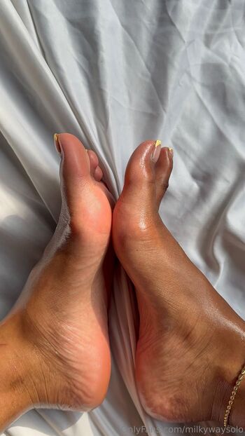 MilkyMami / milkywaysolo nude photo #2