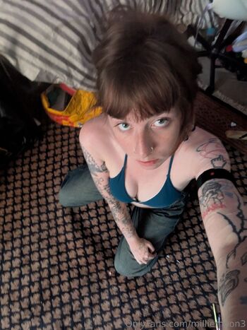 Millie / milliemoon3 nude photo #2
