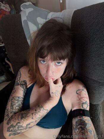 Millie / milliemoon3 nude photo #4