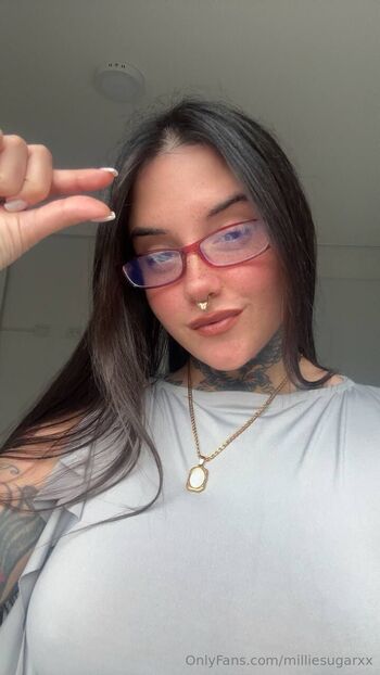 Millie SugarX Top 1 / milliesugarxx nude photo #9