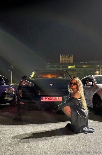 OnlyFans / mimiknox_official nude photo #5