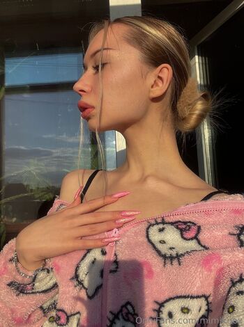 OnlyFans / mimiknox_official nude photo #7
