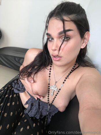 OnlyFans / mimikyumamivip nude photo #12