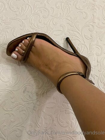 mindbodyandsole / mindbodyandsole nude photo #11