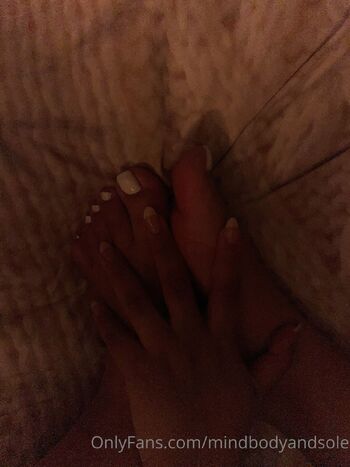 mindbodyandsole / mindbodyandsole nude photo #12