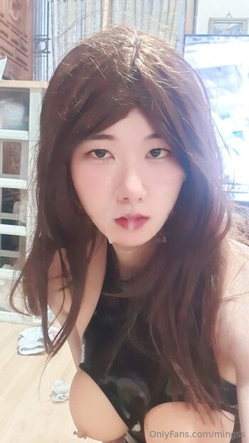 OnlyFans / mingss nude photo #4