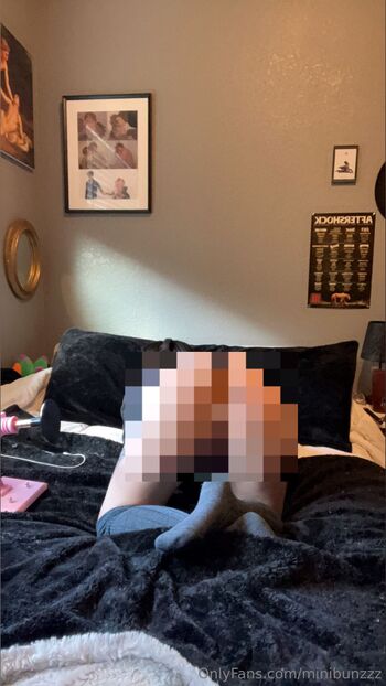 Fa / minibunzzz nude photo #3