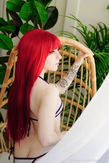 Fa / minibunzzz nude photo #12