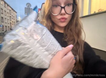 Mini Kriss / minikrisss nude photo #12