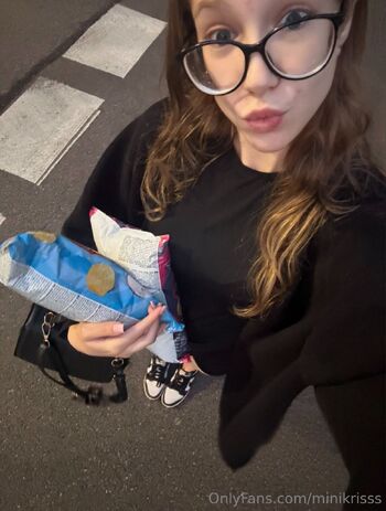 Mini Kriss / minikrisss nude photo #32